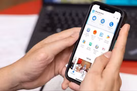 Không chỉ các địa phương, nhiều cơ quan ban ngành như Công an, Bảo hiểm xã hội, đăng kiểm,... trong năm 2023 đã ứng dụng Zalo mini app để nâng cao hiệu quả phục vụ người dân.