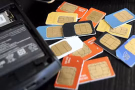 Nhiều ý kiến cho rằng, trên thị trường vẫn còn SIM kích hoạt sẵn dịch vụ di động.
