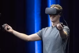 Mark Zuckerberg trình diễn kính thực tế ảo Oculus Rift