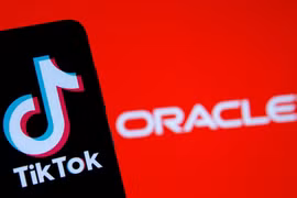 Oracle có thể nắm vai trò quan trọng trong thương vụ mua lại TikTok Mỹ. Ảnh: Reuters