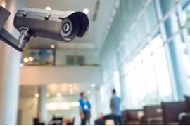 Nếu không có những quy định chặt chẽ, camera giám sát là thiết bị có nguy cơ rất lớn trong việc lộ lọt dữ liệu nhạy cảm (ảnh minh họa)