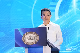 Bộ trưởng Bộ Thông tin và Truyền thông Nguyễn Mạnh Hùng