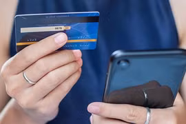 Chuyên gia nói gì về thông tin điện thoại "đột tử", tài khoản mất tiền vì quét mã QR?