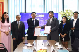 DCC ký biên bản ghi nhớ với DUDAJI (Hàn Quốc) về phát triển dịch vụ bảo vệ bản quyền số tại Việt Nam