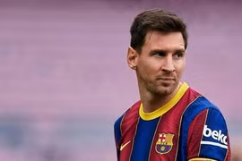 Chủ tịch La Liga - Javier Tebas thông báo Barca sẽ không gia hạn hợp đồng với Messi cũng như đăng ký các cầu thủ mới nếu như đội chủ sân Camp Nou không cắt giảm được 50% tiền lương của đội bóng. Ảnh Sky.