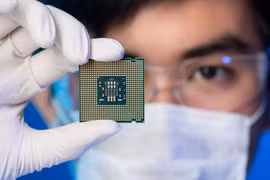 Thứ trưởng Trần Duy Đông: Việt Nam cam kết đảm bảo điện năng cho sản xuất chip