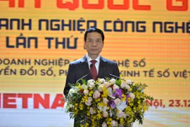 Bộ trưởng Bộ Thông tin và Truyền thông Nguyễn Mạnh Hùng (ảnh: Việt Khôi)