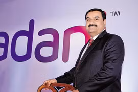Tỉ phú Gautam Adani (ảnh: Hindustan Times)