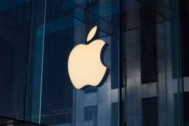Cổ phiếu Apple trượt dốc sau khi có tin Bộ Tư pháp chuẩn bị đưa "Táo khuyết" ra tòa