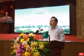 Ông Nguyễn Văn Phong, Phó Bí thư Thành ủy Hà Nội phát biểu tại tọa đàm