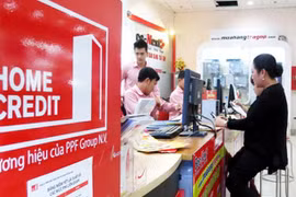 Home Credit hoạt động tại Việt Nam từ năm 2008, chủ yếu trong lĩnh vực cho vay trả góp, cho vay tiền mặt và thẻ tín dụng