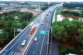 Khi nền kinh tế - xã hội nước ta đang trong giai đoạn phát triển, nhu cầu về cơ sở hạ tầng là điều cần thiết