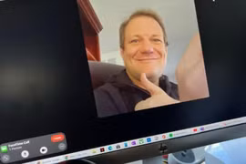 Cuộc gọi FaceTime trên máy tính Windows (Ảnh: CNBC)