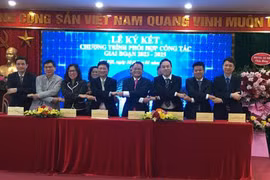 Lãnh đạo Sở Thông tịn và Truyền thông Hà Nội ký kết hợp tác với các vụ, cục chức năng của Bộ Thông tin và Truyền thông và Hội Tin học Viễn thông Hà Nội