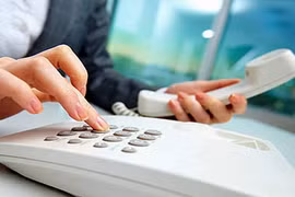 Thuê bao điện thoại cố định giảm 6,5% so với cùng kỳ năm 2015.