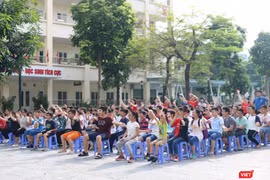 Học sinh tại Trường THCS Dịch Vọng B (Cầu Giấy). Ảnh: Minh Thúy