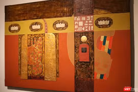 Bức tranh "Bốn bông sen". Ảnh: Minh Thúy