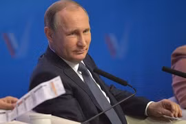 Tổng thống Nga Vladimir Putin cho rằng cần thận trọng khi đề cập tới vấn đề mai táng V.I. Lenin. Ảnh Sputnik/Alexei Druzhinin