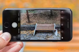 Sharp cung cấp màn hình OLED cho iPhone