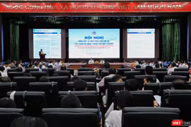 Sáng ngày 5/6, UBND TP Đà Nẵng đã tổ chức Hội nghị Tổng kết 10 năm thực hiện Đề án “Xây dựng Đà Nẵng - Thành phố Môi trường” nhằm rà soát, đánh giá những thành tựu và hạn chế trong quá trình thực hiện Đề án.