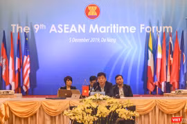 Vụ trưởng Vụ ASEAN Bộ Ngoại giao Vũ Hồ - Đại diện cho chủ nhà Việt Nam chủ trì phiên khai mạc