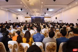 Sáng 30/3, Công ty CP đầu tư Hoàng Nhất Nam-nhà phân phối đất nền tại 3 dự án: Bách Đạt 1, 7B mở rộng và Hera Comiplex Riverside, tại Khu Đô thị mới Điện Nam - Điện Ngọc (TX. Điện Bàn, tỉnh Quảng Nam) Công ty CP Bách Đạt An làm chủ đầu tư đã tổ chức buổi 