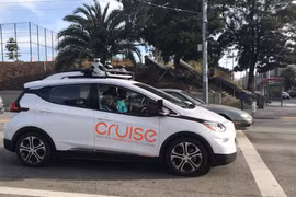 Một chiếc xe tự lái Cruise, thuộc sở hữu của General Motors Corp. Ảnh: Reuters.