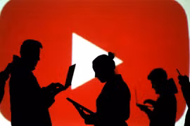 YouTube đặt cược vào AI cho tương lai của doanh nghiệp. Ảnh: Reuters.