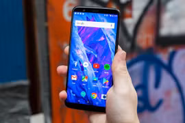 OnePlus 5T là mẫu máy bán chạy nhất của OnePlus năm ngoái. Nguồn: Tomguide