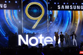 Đêm nhạc ra mắt Note 9 tại Hà Nội