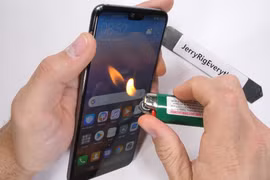 Nguồn: Jerry Rig Everything