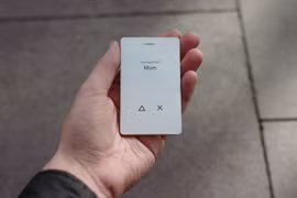 Light Phone 2 là mẫu điện thoại cơ bản với thiết kế và tính năng cực kỳ đơn giản. Nguồn: VietTimes