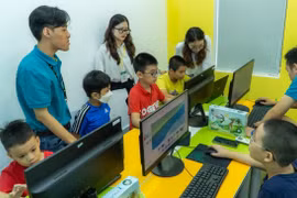 TEKY là Học viện sáng tạo công nghệ với chương trình giảng dạy STEAM theo chuẩn Mỹ cho trẻ em từ 5 đến 18 tuổi. 