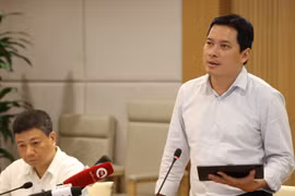 Ông Lê Quang Tự Do trao đổi về việc phối hợp với các nền tảng xuyên biên giới để làm sạch môi trường mạng.