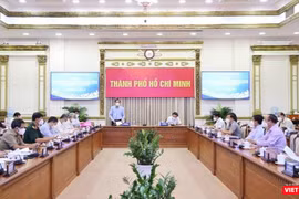 Toàn cảnh phiên họp tại UBND TP.HCM chiều 4/3. Ảnh: Linh Nhi