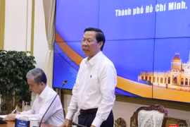 Chủ tịch UBND TP.HCM Phan Văn Mãi chỉ đạo tại cuộc họp chiều 30/8