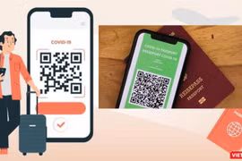 Một số địa phương còn chậm trễ ban hành các văn bản chỉ đạo các đơn vị trực thuộc triển khai cấp Hộ chiếu vaccine theo các văn bản hướng dẫn của Bộ Y tế. Ảnh: HB