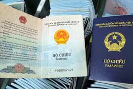 Bộ Công an đã thêm mẫu hộ chiếu phổ thông cấp theo thủ tục rút gọn, có 12 trang và có thời hạn không quá 12 tháng.