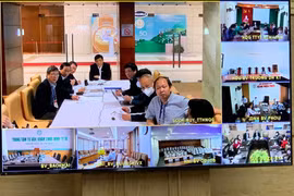 Bộ trưởng Bộ Y tế Nguyễn Thanh Long họp trực tuyến với các BV dã chiến của Hải Dương và Quảng Ninh.