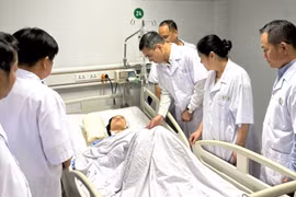Đề nghị công nhận thương binh cho nữ điều dưỡng hứng nhiều nhát dao để cứu bệnh nhi