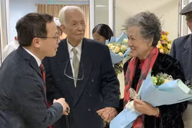 GS.TS. Tạ Thành Văn – Hiệu trưởng Trường Đại học Y Hà Nội - tri ân các giáo sư tiền bối của Trường