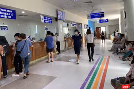 Các bệnh viện phải chủ động mua sắm theo hướng dẫn để không thiếu thuốc điều trị cho người bệnh BHYT