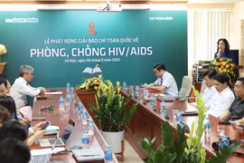 Phát động Giải báo chí toàn quốc về HIV/AIDS: Đồng hành cùng mục tiêu chấm dứt dịch bệnh