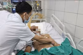 Nhiễm giun lươn, người đàn ông ở Hà Nội nguy kịch