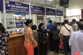 Khám chữa bệnh bảo hiểm y tế rất quan trọng với người dân