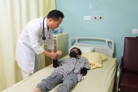 Đột quỵ ở trẻ nhỏ gia tăng, đừng bỏ qua dấu hiệu bất thường