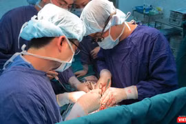 Một ca phẫu thuật ở Bệnh viện Việt Đức