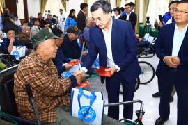 Bộ Y tế tổ chức khám sức khoẻ, tri ân các thương, bệnh binh ở Thuận Thành