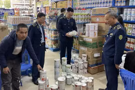 Vụ sản xuất sữa giả: Bộ Công Thương nói trách nhiệm của Bộ Y tế, còn Bộ Y tế nói gì?