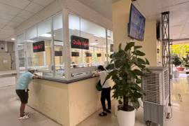 Thanh toán viện phí không tiền mặt: Có nhất thiết phải qua Cổng Dịch vụ công Quốc gia?